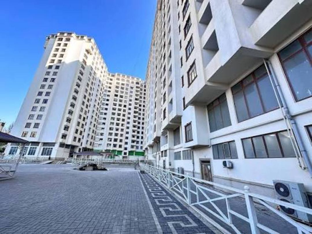 Satılır 2 otaqlı yeni tikili 82 m² — Mənzil, Bakı