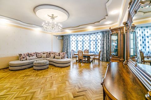 İcarəyə verilir 3 otaqlı yeni tikili 175 m² — Bakı
