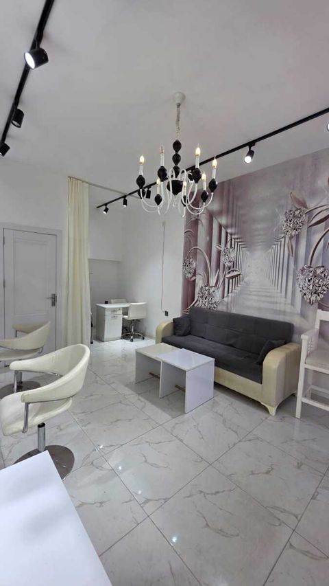 Satılır obyekt 35 m² — Bakı