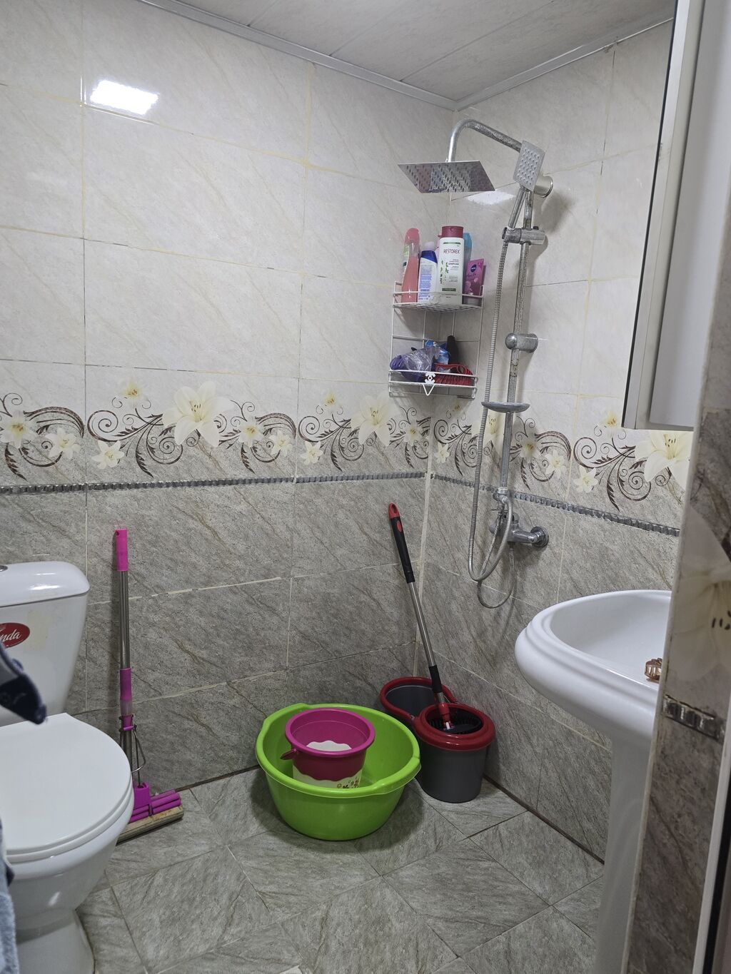 Uşaq otağı üçün mebel dəsti - Beşik: Təbii ağac tonlarında, ağ dekor — Mebel, Bakı (2)