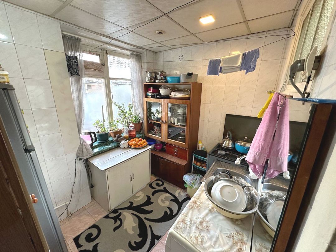 Satılır 2 otaqlı köhnə tikili 50 m² — Mənzil, Bakı (11)