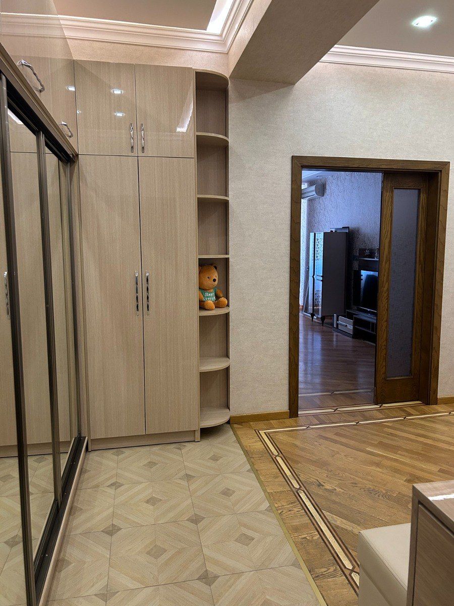 Satılır 3 otaqlı yeni tikili 135 m² — Mənzil, Bakı (5)