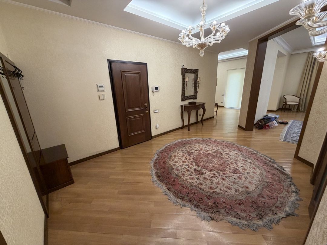 Satılır 5 otaqlı yeni tikili 390 m² — Mənzil, Bakı (10)