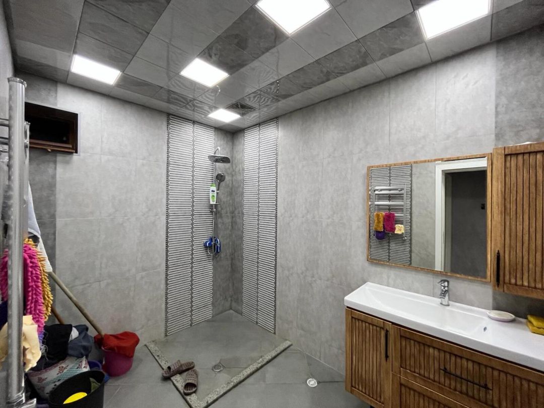 Satılır 5 otaqlı həyət evi/bağ evi 230 m² — Ev, villa, Bakı (8)