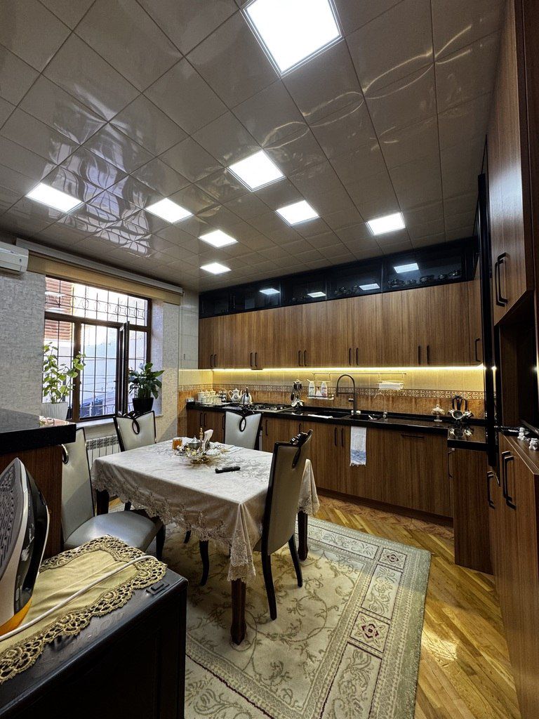 Satılır 6 otaqlı həyət evi/bağ evi 250 m² — Ev, villa, Bakı (12)