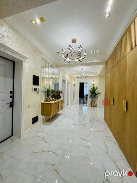 Satılır 4 otaqlı yeni tikili 207 m²