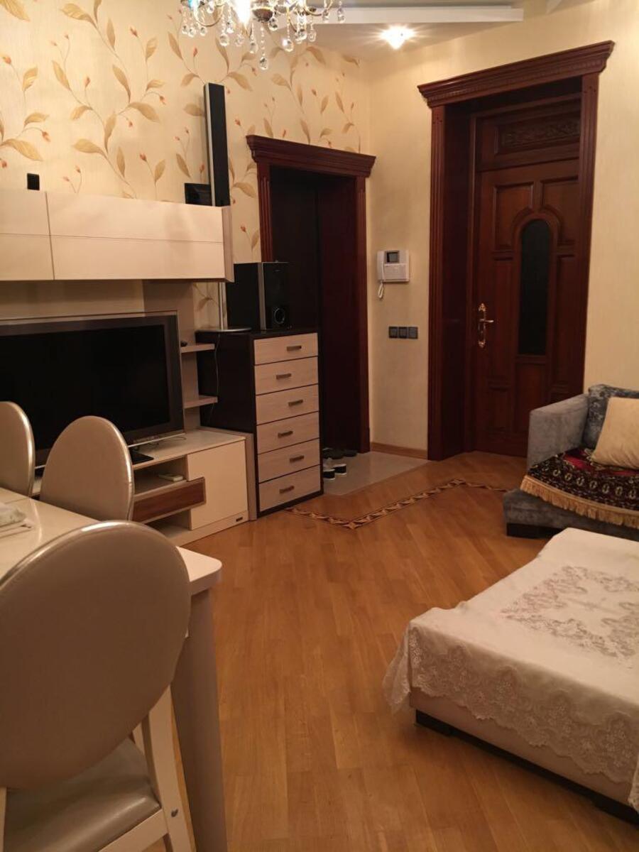 İcarəyə verilir 3 otaqlı köhnə tikili 80 m² — Mənzil, Bakı (2)