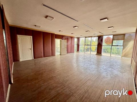 İcarəyə verilir 5 otaqlı ofis 150 m²