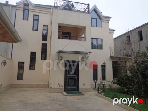 İcarəyə verilir 7 otaqlı həyət evi/bağ evi 400 m²