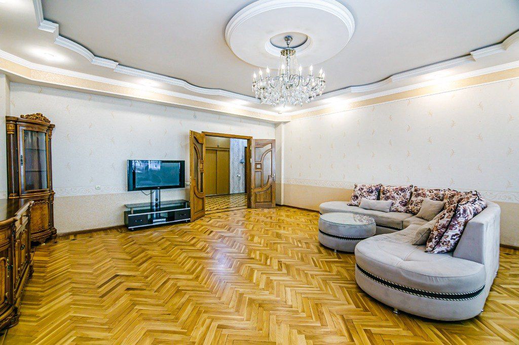İcarəyə verilir 3 otaqlı yeni tikili 175 m² — Mənzil, Bakı (7)