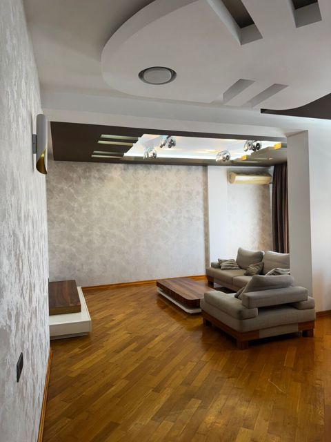İcarəyə verilir 3 otaqlı yeni tikili 120 m² — Bakı