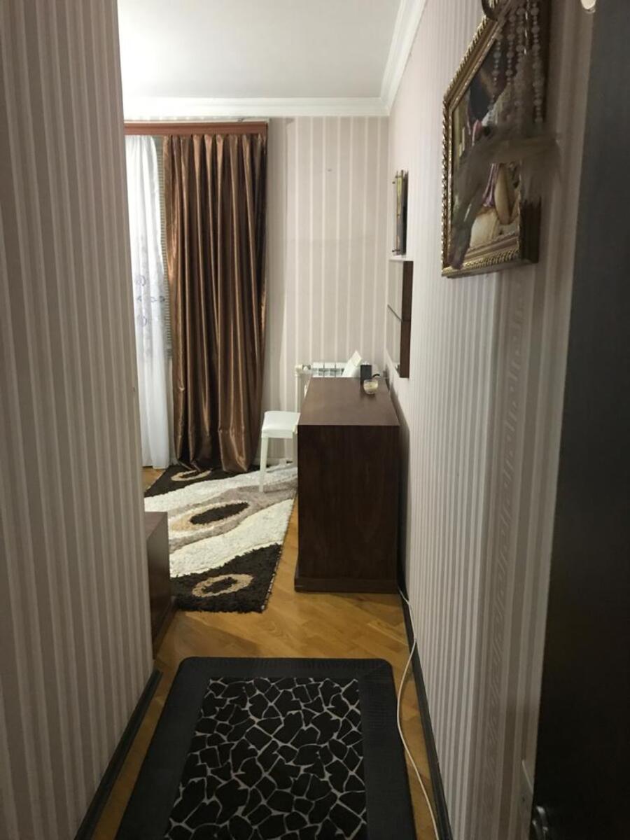İcarəyə verilir 2 otaqlı köhnə tikili 60 m² — Mənzil, Bakı (8)