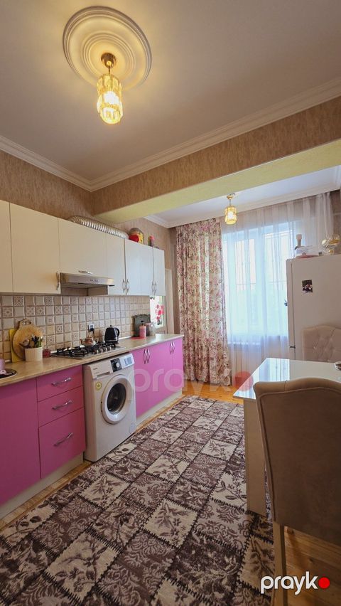 İcarəyə verilir 3 otaqlı yeni tikili 80 m²