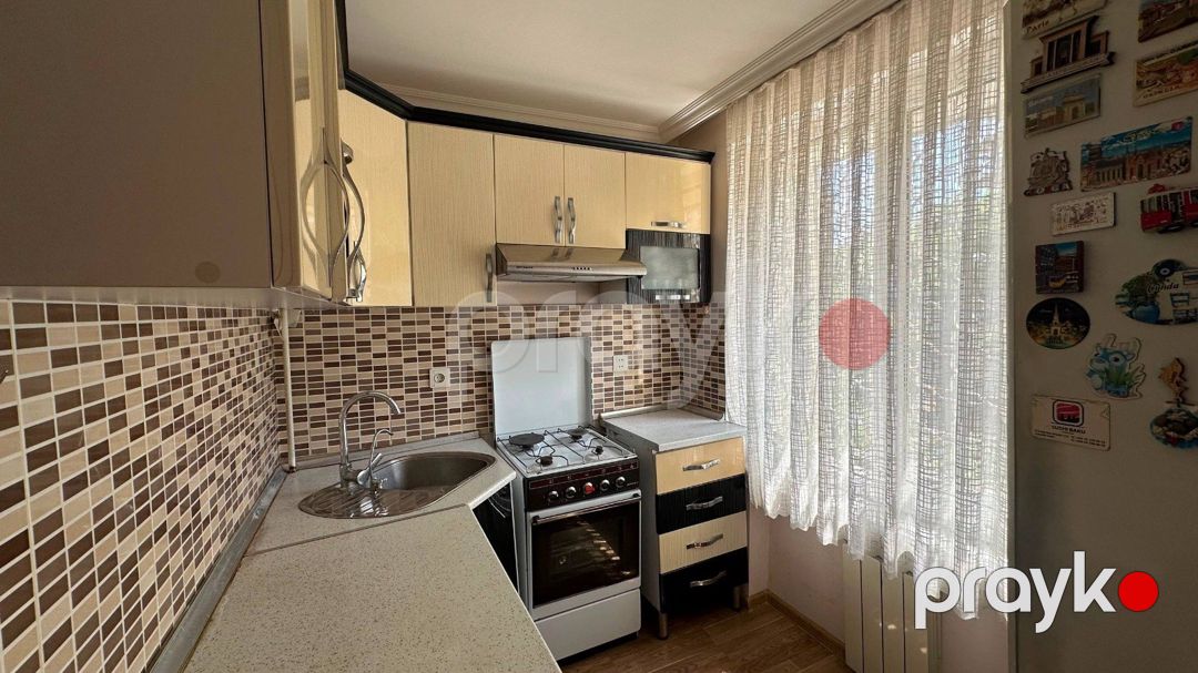 Satılır 2 otaqlı köhnə tikili 45 m² — Mənzil, Bakı (8)