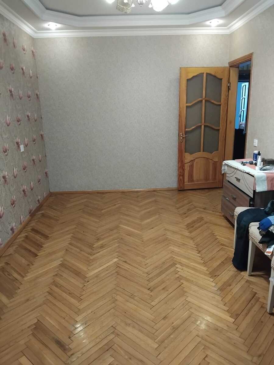 Satılır 4 otaqlı köhnə tikili 105 m² — Mənzil, Bakı (9)