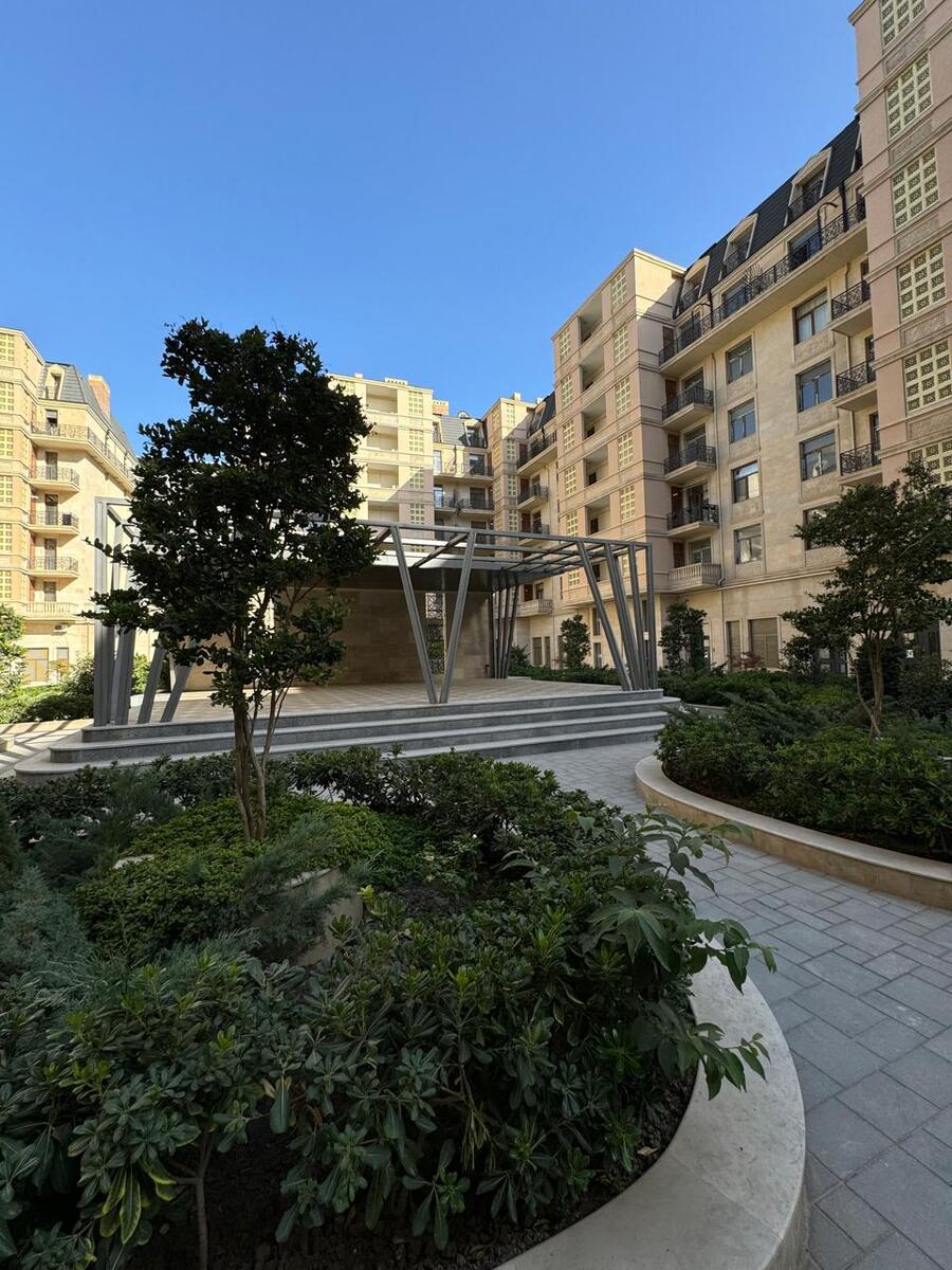 Satılır 5 otaqlı yeni tikili 180 m² — Mənzil, Bakı (7)