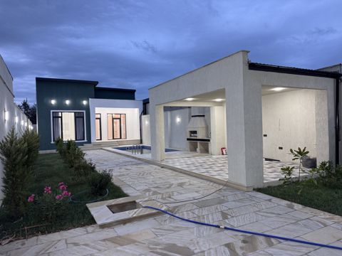 Satılır 4 otaqlı həyət evi/bağ evi 180 m² — Bakı