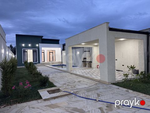 Satılır 4 otaqlı həyət evi/bağ evi 180 m²