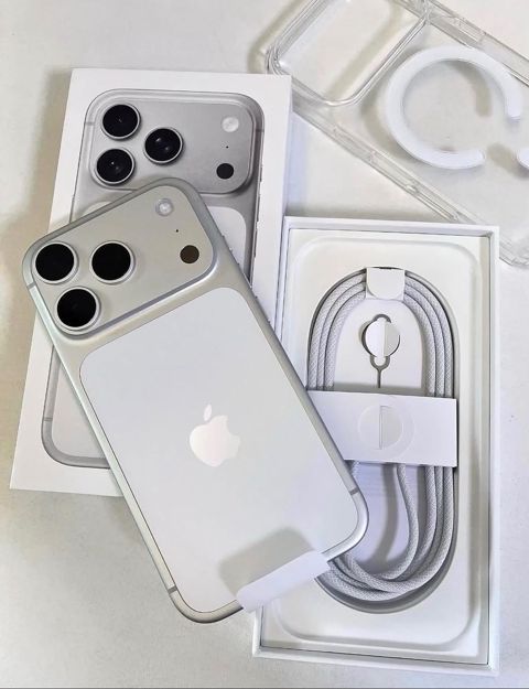 Apple iPhone 17 Pro Max Silver 256GB/12GB — Bakı