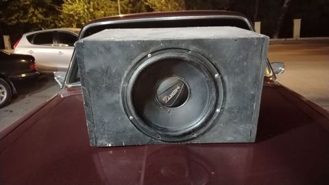 Avtomobil üçün subwoofer və qutu Tam işlək vəziyyətdədir heç bir — Bakı