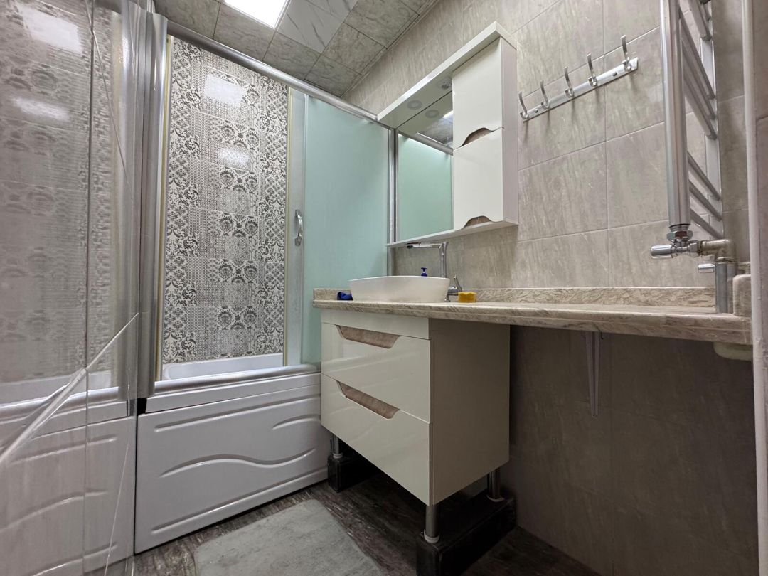 Satılır 2 otaqlı köhnə tikili 65 m² — Mənzil, Bakı (6)