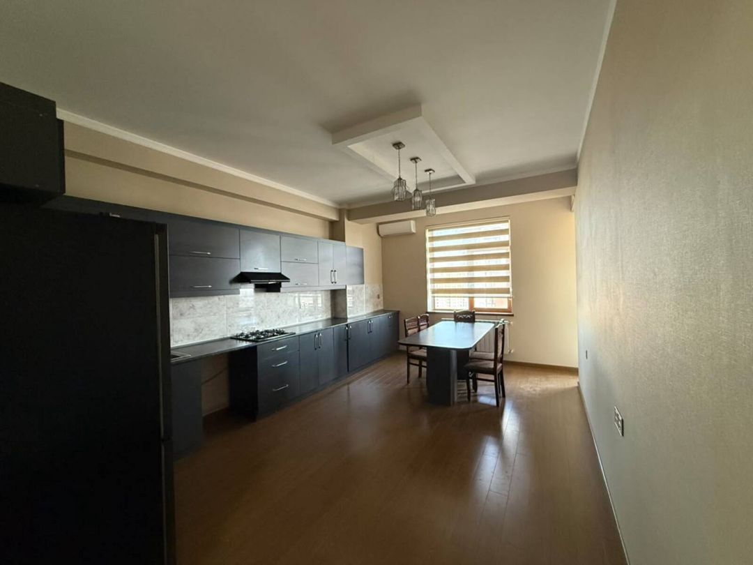 İcarəyə verilir 3 otaqlı yeni tikili 145 m² — Mənzil, Bakı (4)
