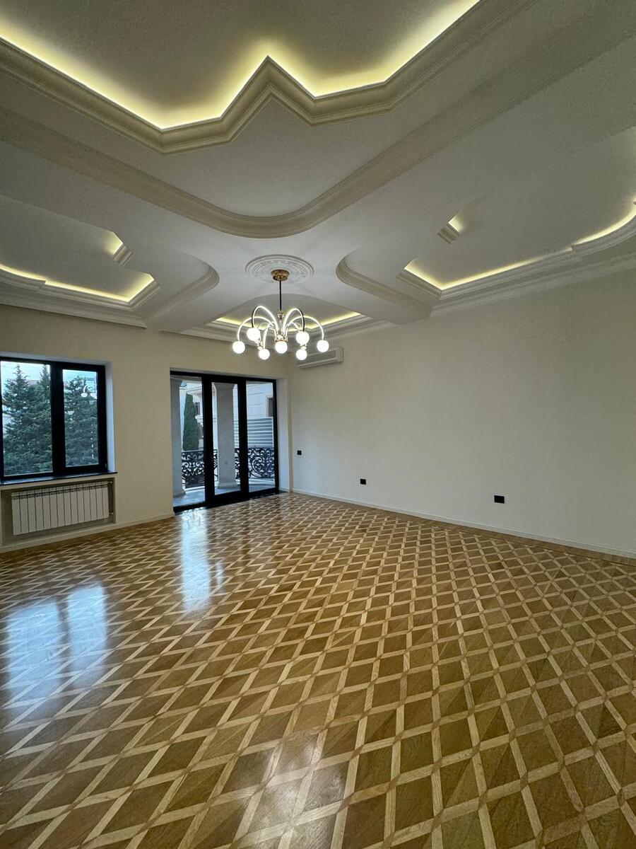 Satılır 10 otaqlı həyət evi/bağ evi 550 m² — Ev, villa, Bakı (4)