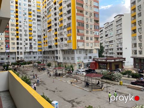 3-otaqlı yeni tikili, Asif Məhərrəmov küç., 130 m²