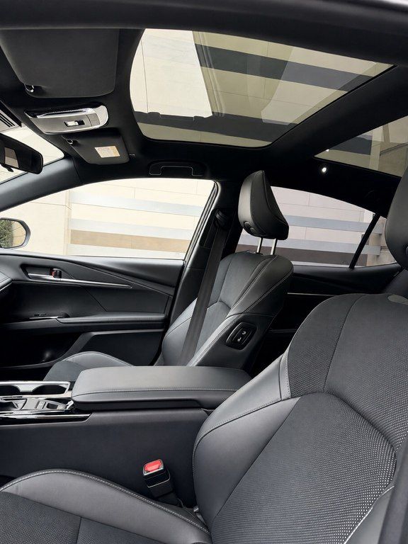 Toyota Camry, 2.0 L, 1 kWh, 2025 il, 9 000 km — Avtomobillər, Bakı (4)