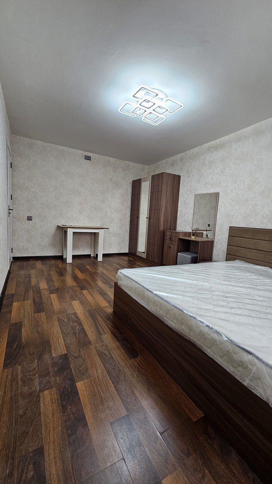 İcarəyə verilir 1 otaqlı köhnə tikili 32 m² — Mənzil, Bakı (8)