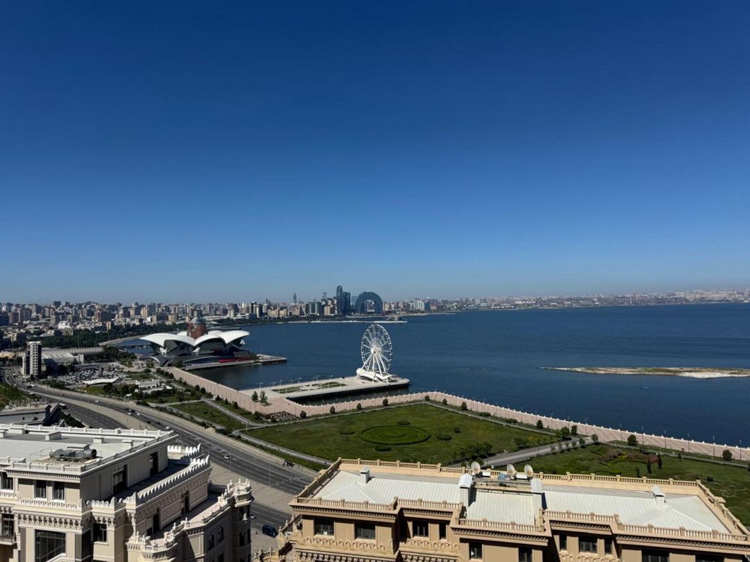 Satılır 4 otaqlı yeni tikili 175 m² — Mənzil, Bakı