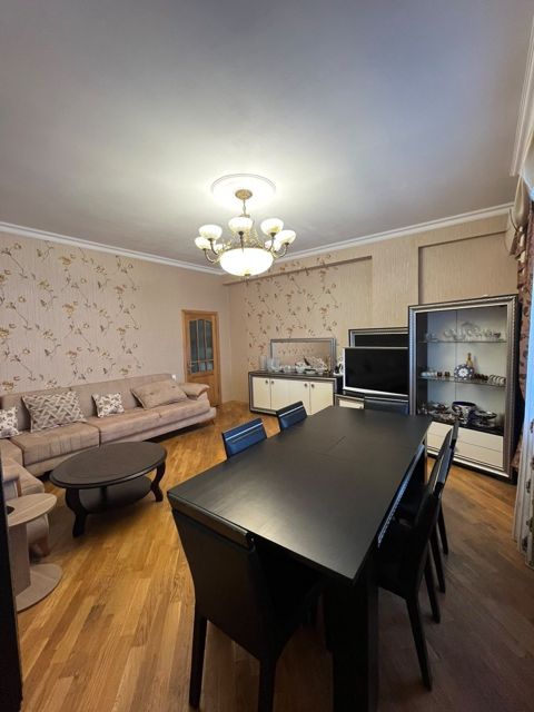 Satılır 2 otaqlı yeni tikili 101 m² — Bakı