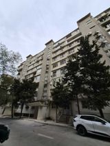 Satılır 4 otaqlı köhnə tikili 115 m² — Caspian — Apartment