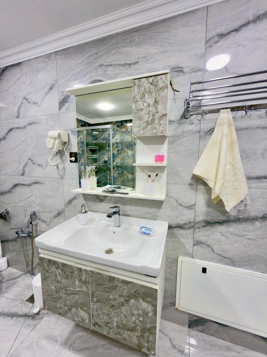 İcarəyə verilir 4 otaqlı həyət evi/bağ evi 200 m² — Ev, villa, Bakı (10)