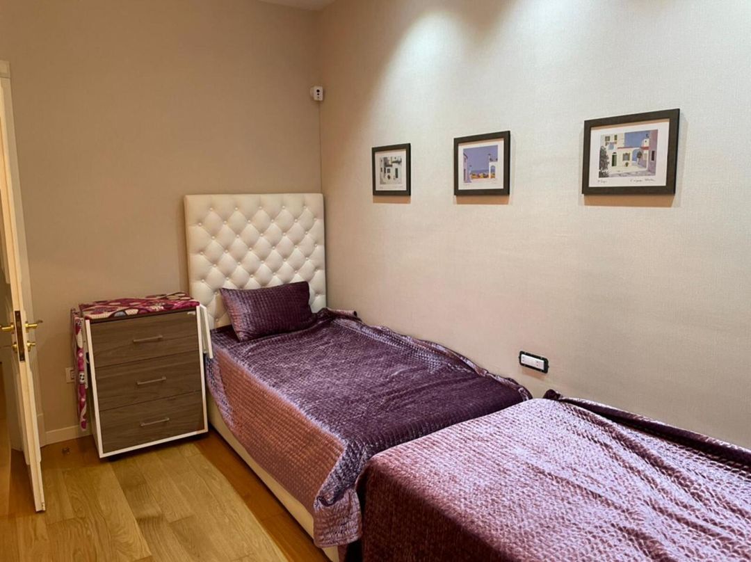 İcarəyə verilir 3 otaqlı yeni tikili 150 m² — Mənzil, Bakı (10)