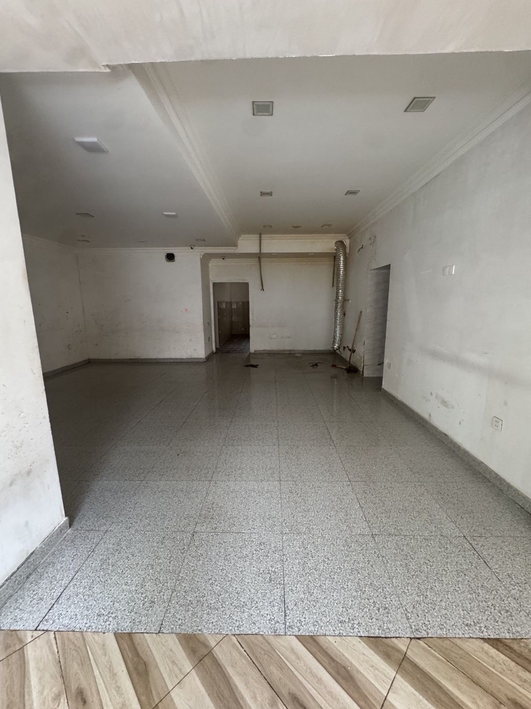 İcarəyə verilir obyekt 130 m² — Əmlak, Bakı (7)