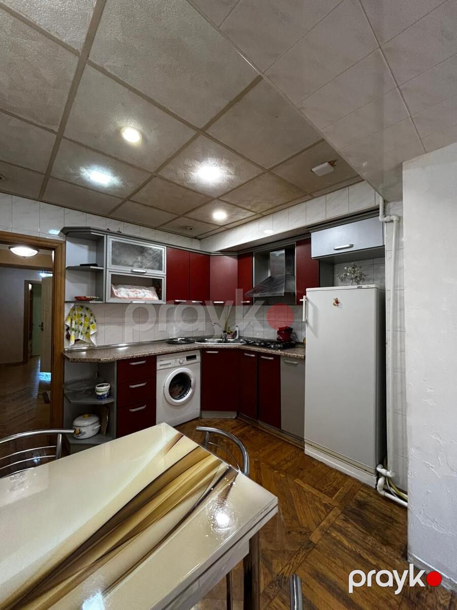 Satılır 3 otaqlı köhnə tikili 95 m² — Mənzil, Bakı (8)