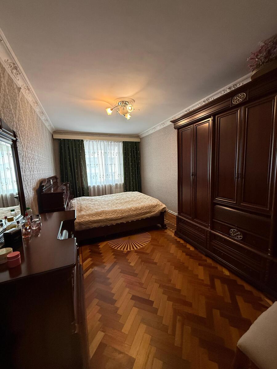 Satılır 5 otaqlı köhnə tikili 130 m² — Mənzil, Bakı (4)