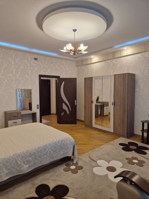 Satılır 2 otaqlı yeni tikili 74 m² — Bakı