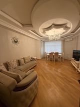 İcarəyə verilir 3 otaqlı yeni tikili 140 m² — Tuncay bəy — Apartment