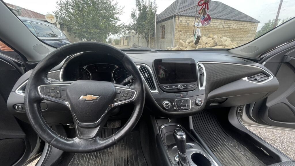 Chevrolet Malibu: 1.5 l 2016 il 250000 km Sedan — Avto, Gəncə (8)