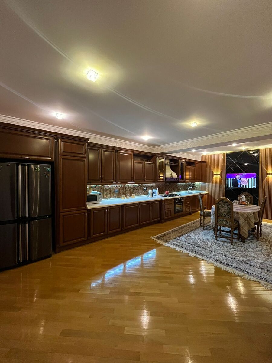 Satılır 4 otaqlı yeni tikili 215 m² — Mənzil, Bakı (11)