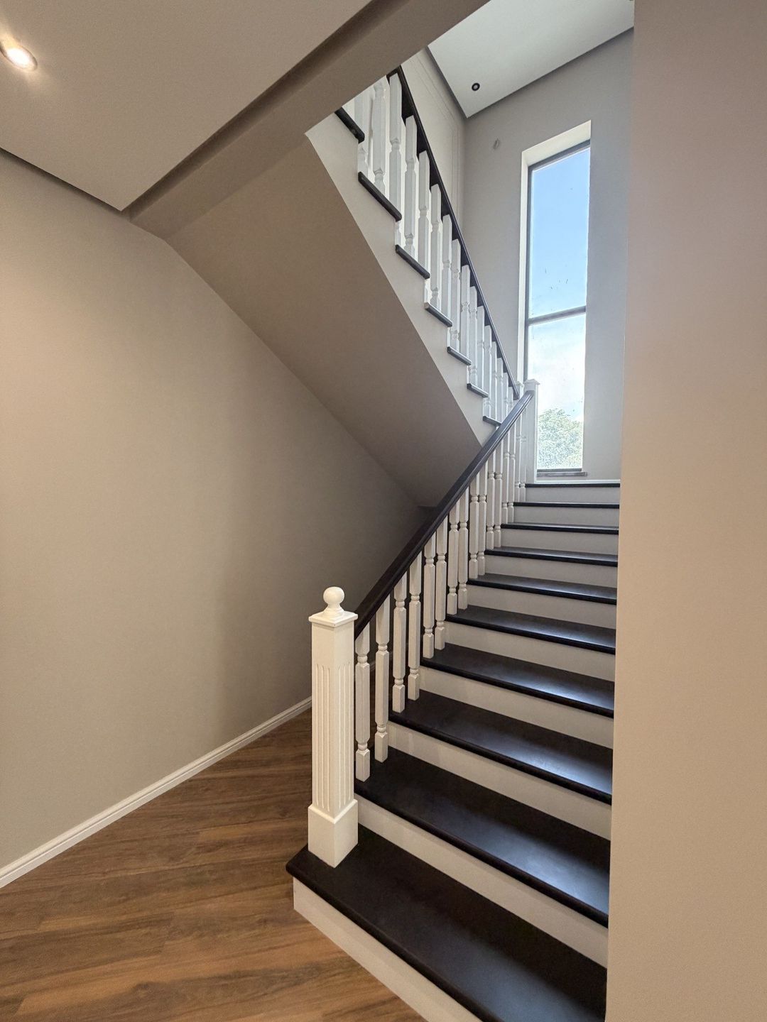 Satılır 5 otaqlı həyət evi/bağ evi 250 m² — Ev, villa, Bakı (8)