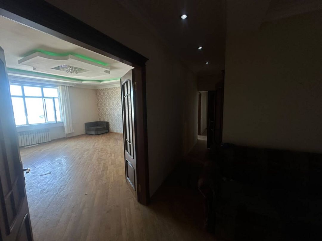 Satılır 3 otaqlı yeni tikili 135 m² — Mənzil, Bakı (9)