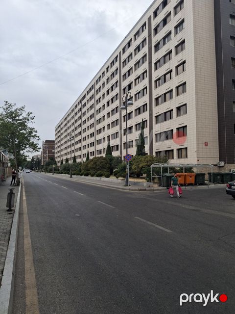 İcarəyə verilir 2 otaqlı köhnə tikili 65 m²