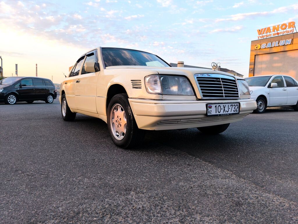 Mercedes-Benz E 250: 2.5 l 1994 il Sedan — Avto, Bakı (7)