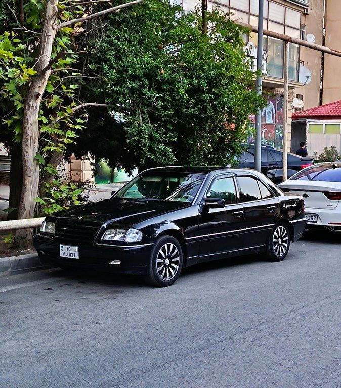 Mercedes C 230, 2.3 L, 1998 il, 265 000 km — Avtomobillər, Bakı (8)