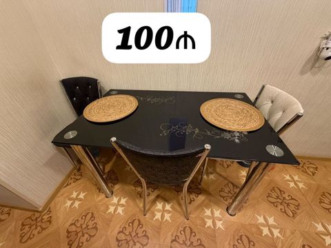 Masa 4 eded stul. 2 ag,2 qara reng. 100₼. Ünvan Xətai mt.(100007) Mehi — Digah