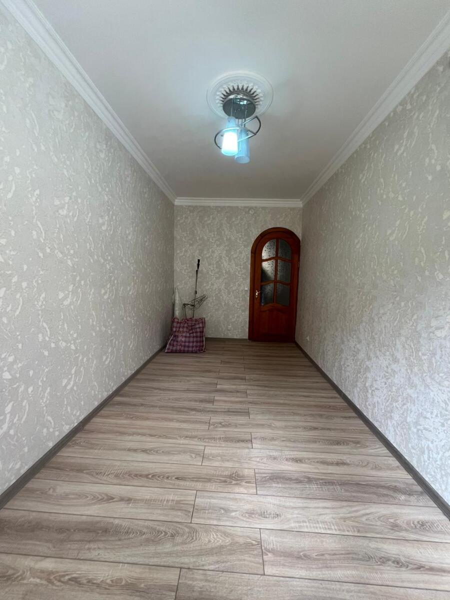 Satılır 2 otaqlı köhnə tikili 52 m² — Mənzil, Bakı (5)