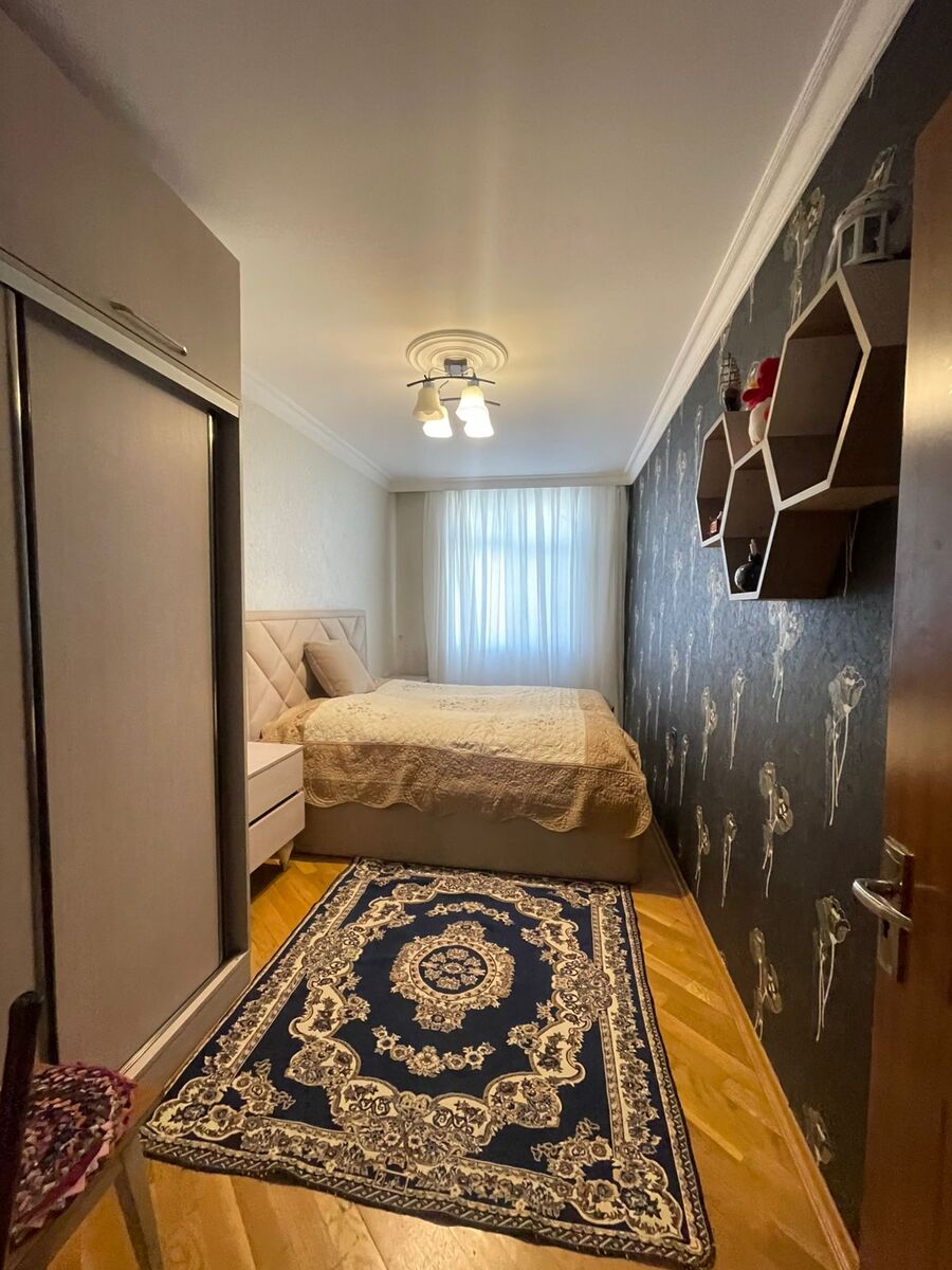 Satılır 2 otaqlı köhnə tikili 60 m² — Mənzil, Bakı (3)